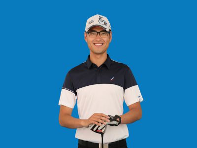 王闖：江漢大學(xué)高爾夫?qū)W院畢業(yè)，專業(yè)高爾夫教練，中國(guó)高爾夫協(xié)會(huì)認(rèn)證教練，美國(guó)TPI認(rèn)證教練，中國(guó)高爾夫協(xié)會(huì)《青少年運(yùn)動(dòng)技能等級(jí)標(biāo)準(zhǔn)》考評(píng)員